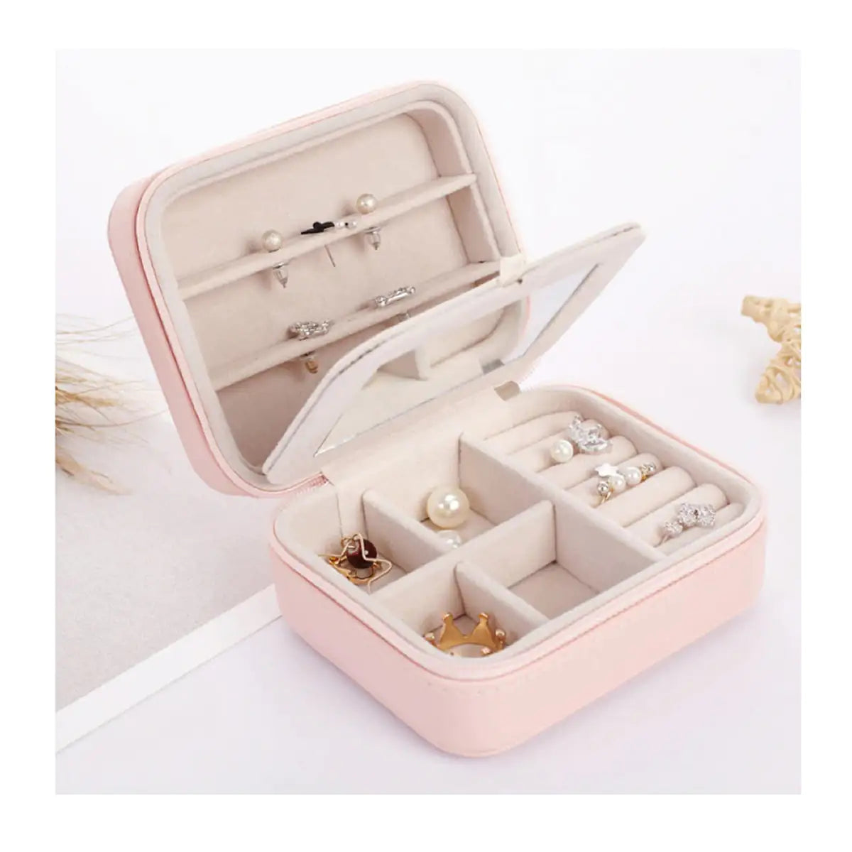 Cool Jewels A Palm Sized Compact Jewelry Box Anti Spier