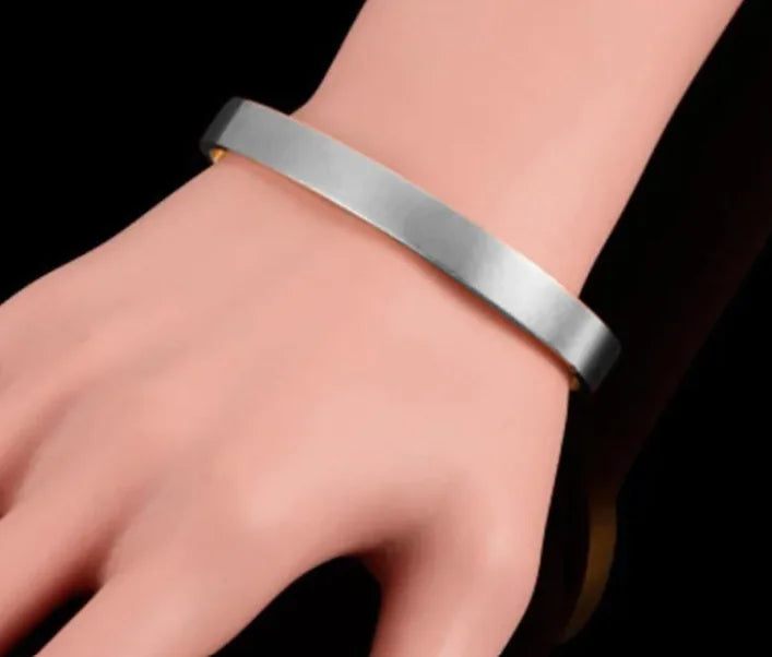 Glossy inlaid magnet health bracelet simple magnetic therapy Anti Spier