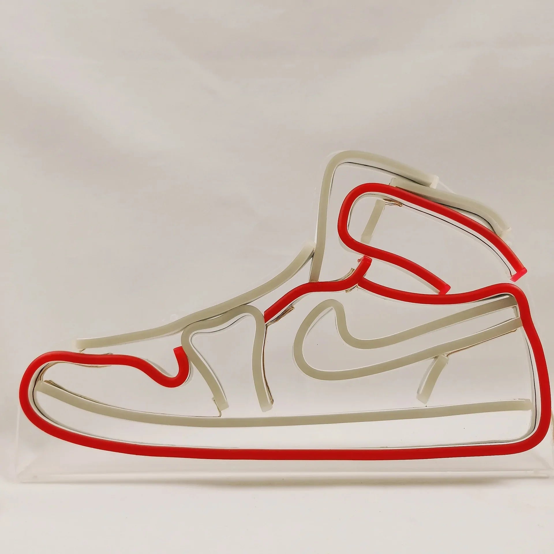 Shoes Neon Light Sign: Perfect Birthday Gift and Home Decoration Anti Spier